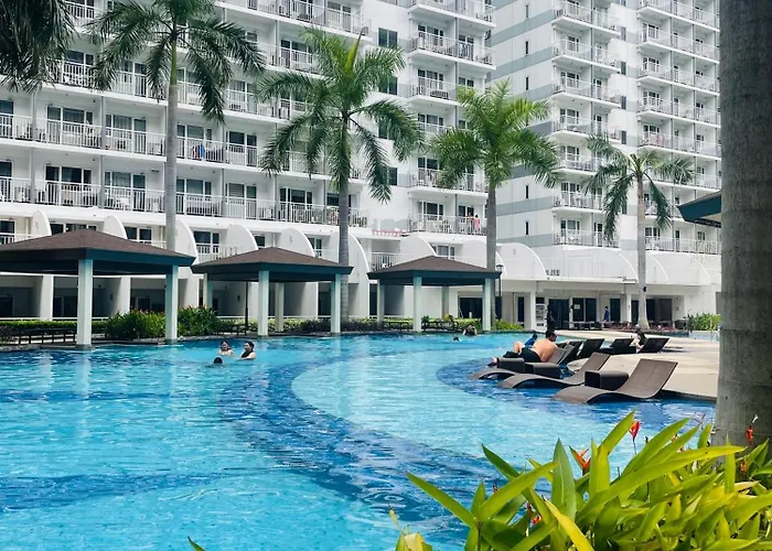 Paula & Michael Staycation At Shell Residences Near Moa & Naia 公寓