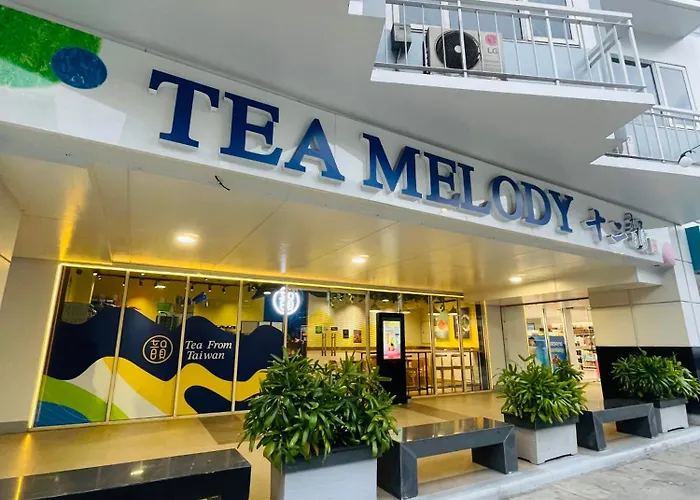 Paula & Michael Staycation At Shell Residences Near Moa & Naia 公寓